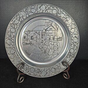 Vintage 1983 The RWP Wilton Company Armetale Pewter The Carroller's Christmas